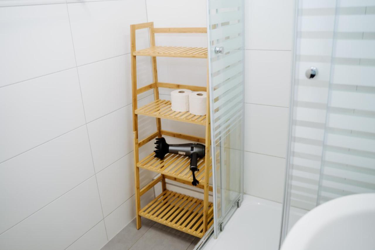 Jenapartments Zuhause Auf Zeit, Uniklinik & Natur Vor Der Tuer エクステリア 写真